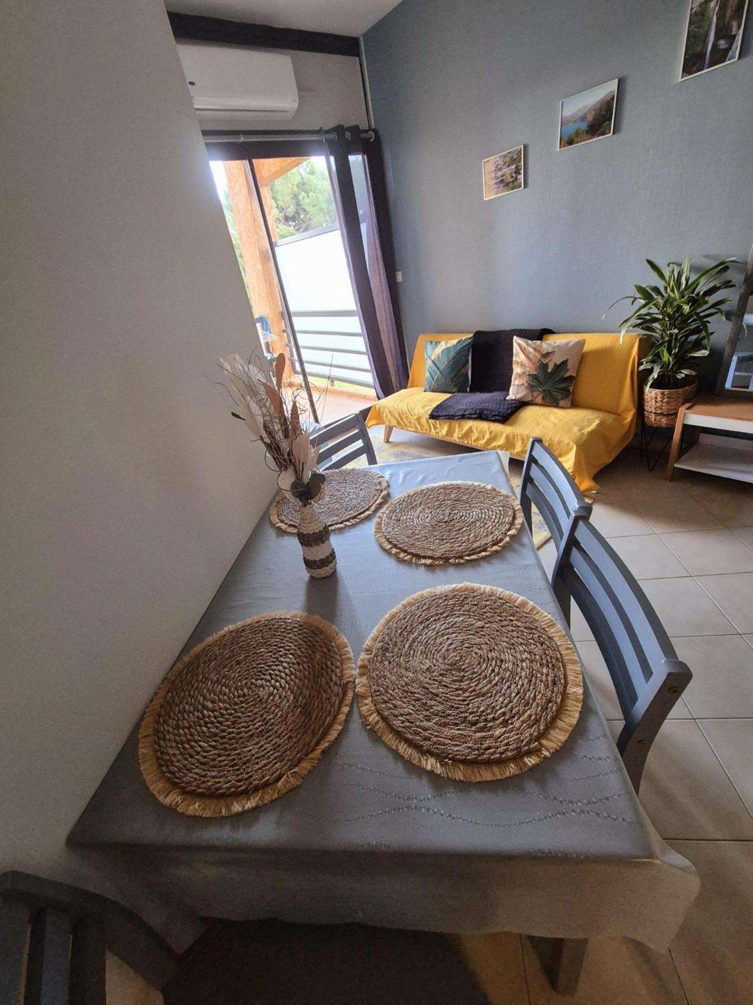 Appartamento Chez Celine & Rudi Moriani-Plage Esterno foto